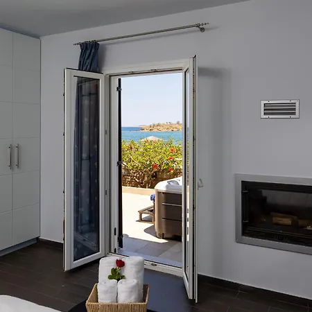 Syros Sun Vari (Syros)