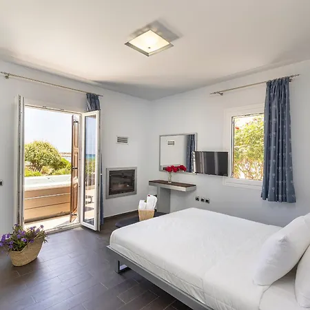Syros Sun Vari (Syros)